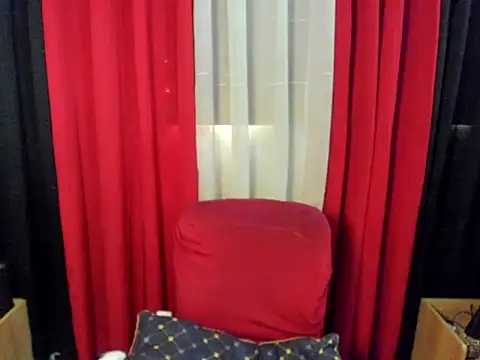 AshantTsiBigCock live cam on StripChat