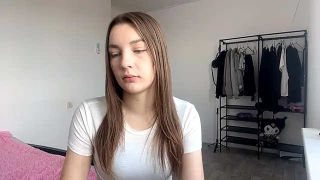 JuleCawood live cam on StripChat