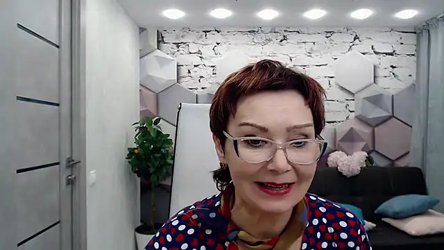 Cutie_Asya live cam on StripChat
