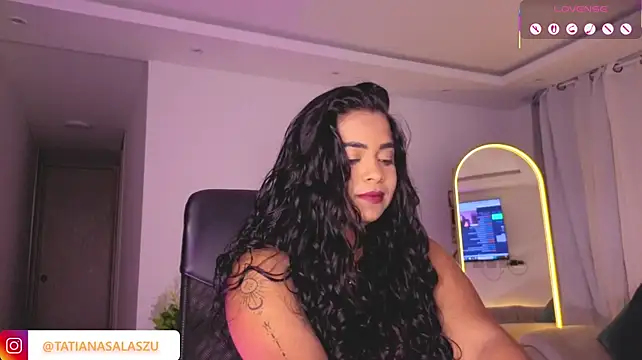 tatiana_10 live cam on StripChat