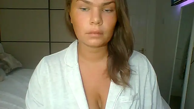 GEMMARMALADE live cam on StripChat