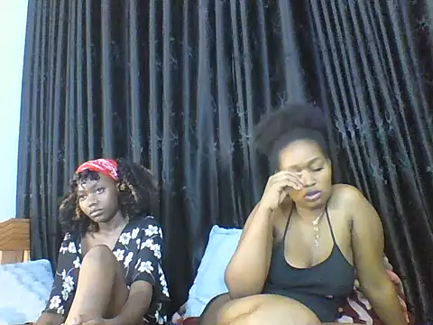 brownsugar_booty live cam on StripChat
