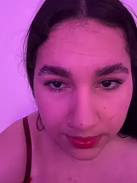 miakhalaf_ live cam on StripChat