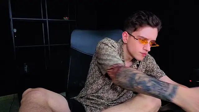 FelixStarkk live sex cam