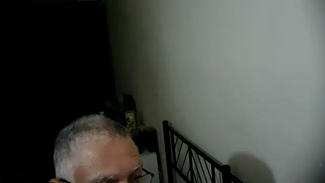100Tauros live cam on StripChat