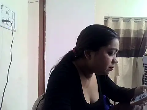 ishi_Beauty live cam on StripChat