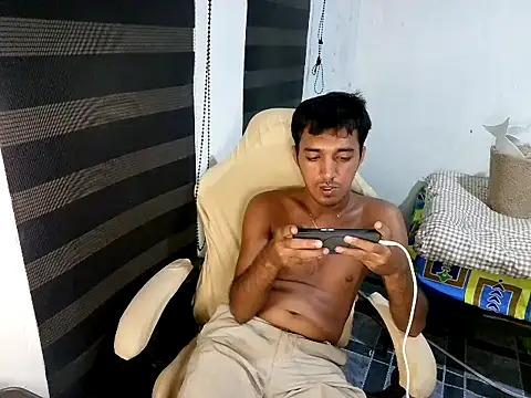 Spicy_RowyCam live cam on StripChat