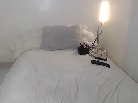 urnaughty_paul live cam on StripChat
