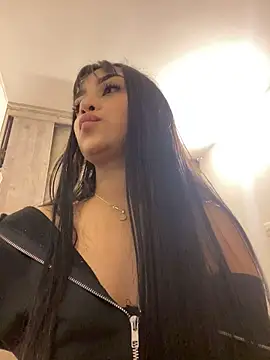 SweetSmokee live cam on StripChat