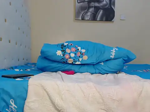 Lovebite_40 live cam on StripChat