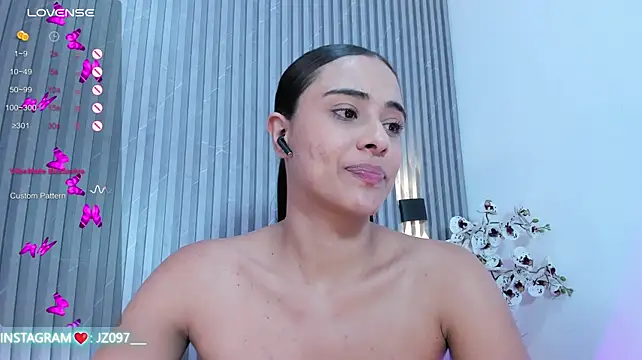 HARPERWATSON live cam on StripChat