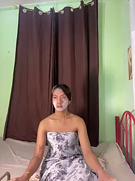 Urfav_Aurora live cam on StripChat