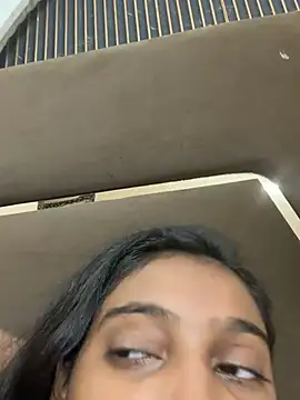Dimplediva live cam on StripChat