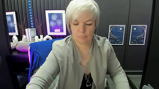 CarmenSoft live cam on StripChat