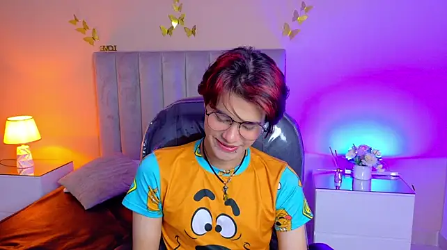 Derek_Sinn live cam on StripChat