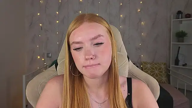 Sophia__Bailey live cam on StripChat