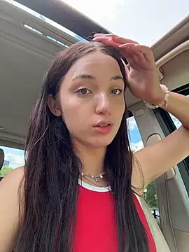 DollyTall's live cam
