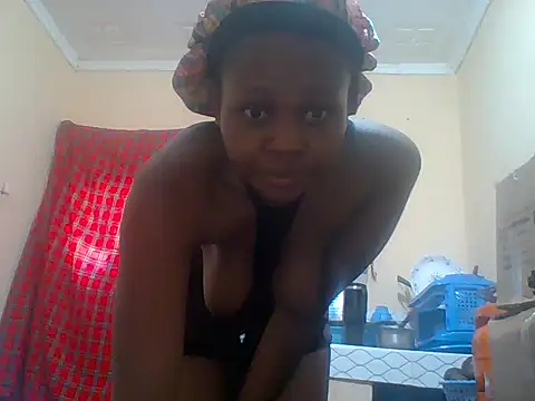 Sexxynitah live cam on StripChat