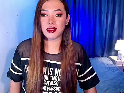Olivia_the_Temptress27 live cam on StripChat