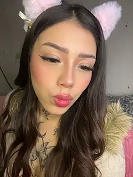 AshleyWinslow live cam preview on Stripchat