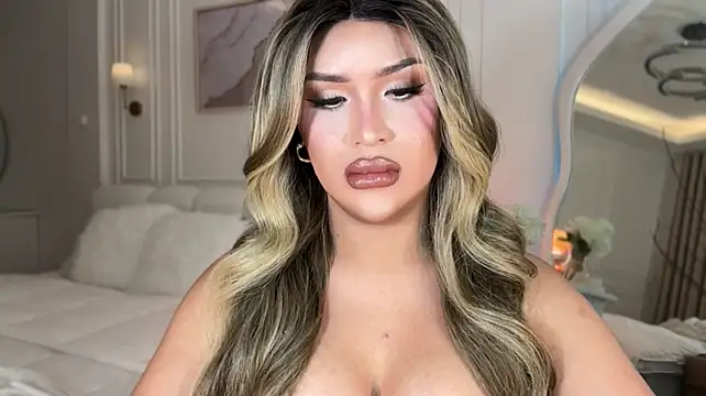 Your_Majesty_Tyra