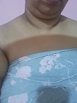 Ravina_patil1 live cam on StripChat
