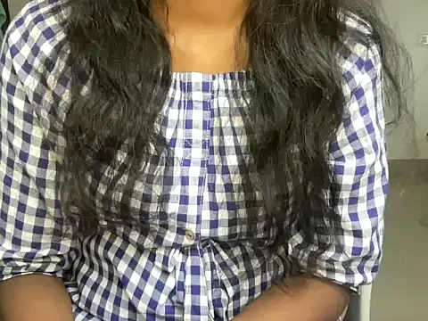 classy_kritii live cam on StripChat