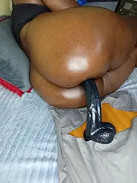 Prettyafricana webcam