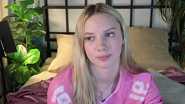 katt__y (F teen) - doggy