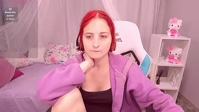 KiraDuvall live cam on StripChat