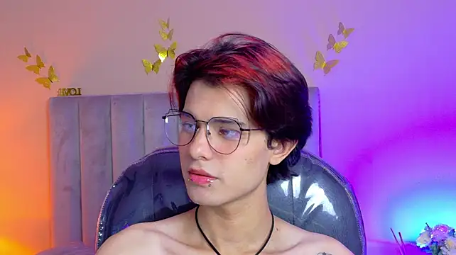 derek_sinn (M twink) - Naked🙈💞