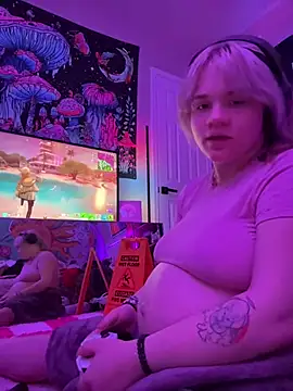 Cutiepiespanks's live cam