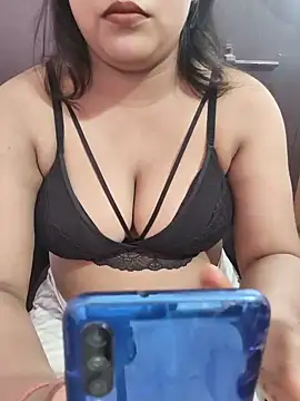 Cute_Nayra5 live cam on StripChat