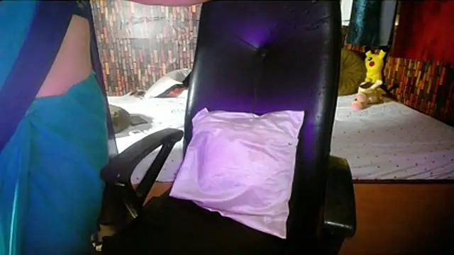 IndiianKriti live cam on StripChat