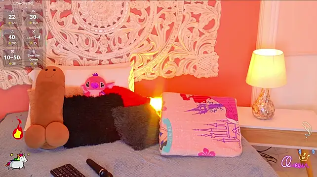 MalaikaBrown live cam on StripChat