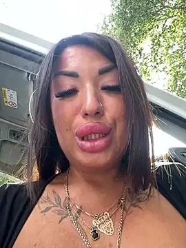 RuslanaXX's live cam