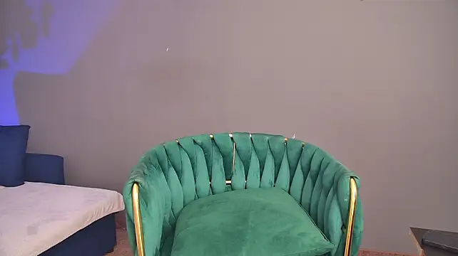 DesiMissy live cam on StripChat