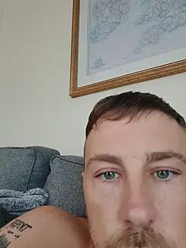 minim388 live cam on StripChat