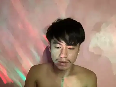 Benevolent_XO_Marc live cam on StripChat