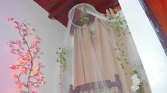CorrupterAngel live cam on StripChat