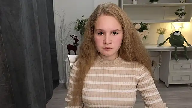 AlbinaCoroniti live cam on StripChat