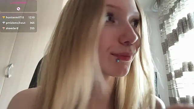 BivalentFalloff live cam on StripChat