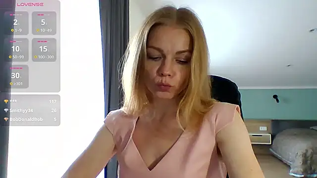 Tina5394 live cam on StripChat