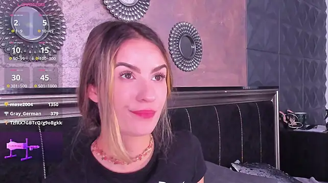 lauryncooper live cam on StripChat