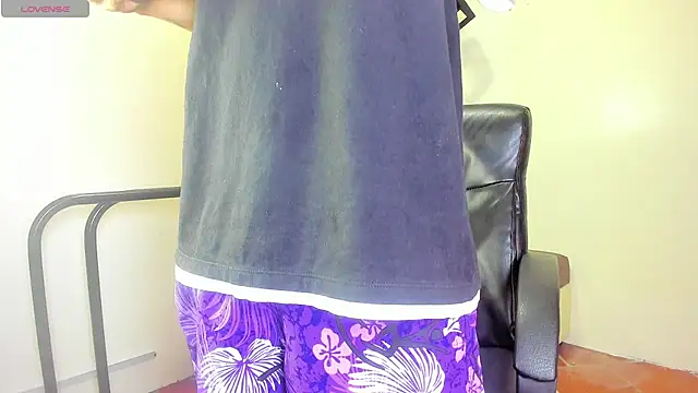 LucassSmith11 live cam on StripChat
