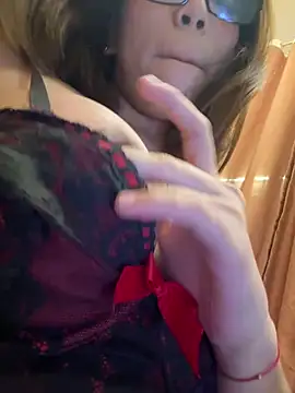 SideChick_Bunny live cam on StripChat