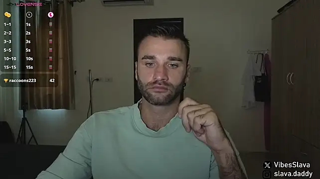 DaddySlava live cam on StripChat