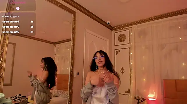 EmaLittle live cam on StripChat