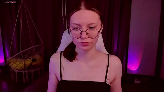 MaryVance live cam on StripChat