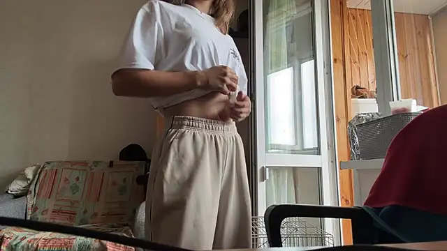 FloppyDeist live cam on StripChat